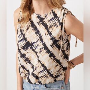 Evereve Sleeveless Blouse